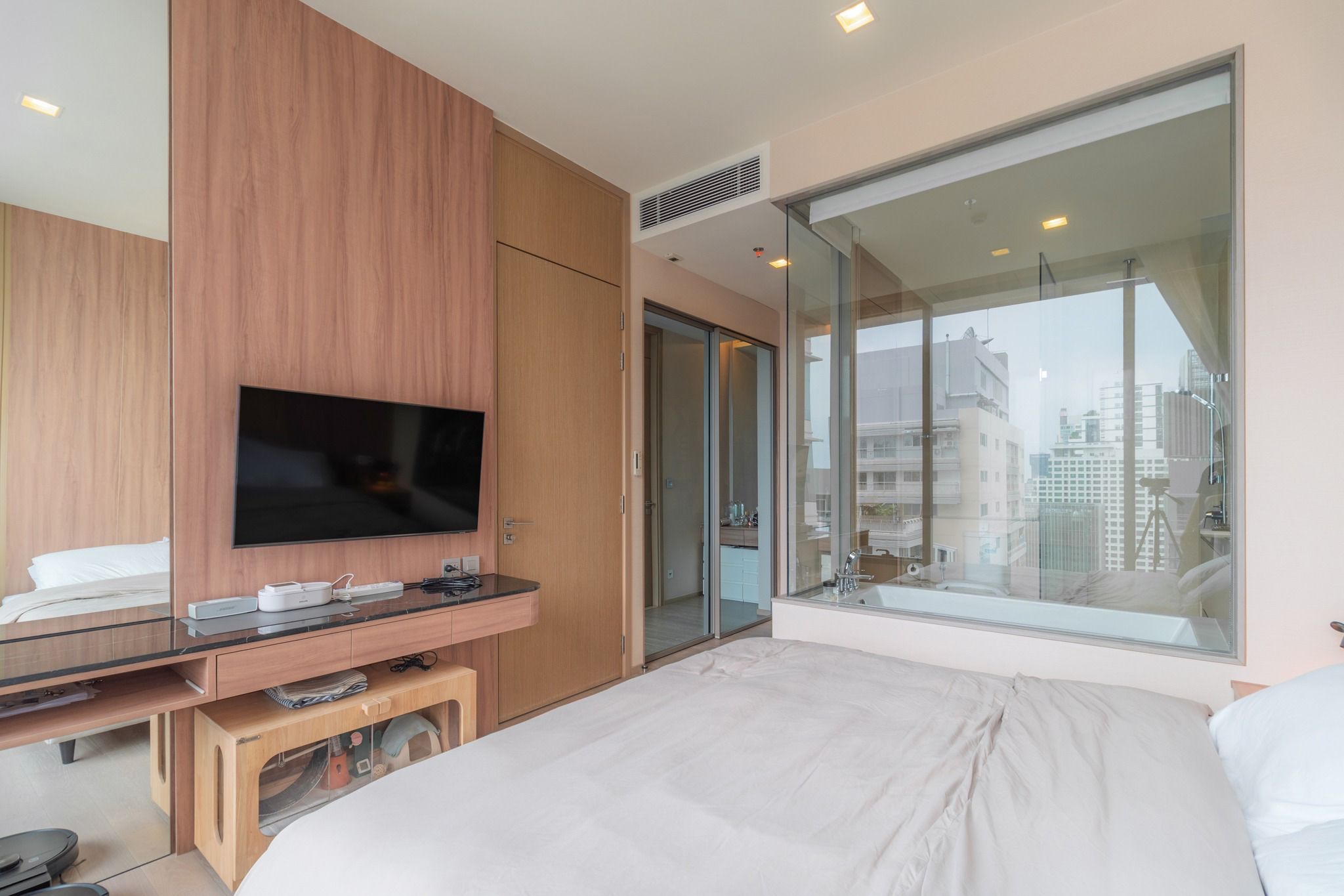 The Esse Asoke - Property photo 3