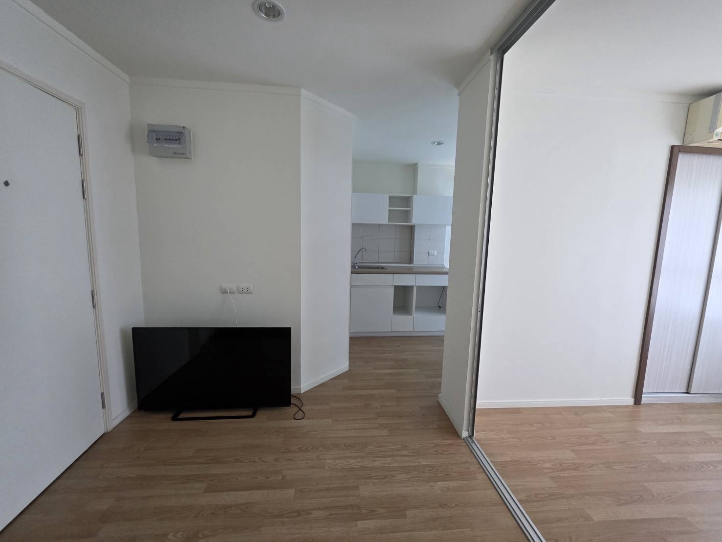 Lumpini Wongamat - Property photo 3