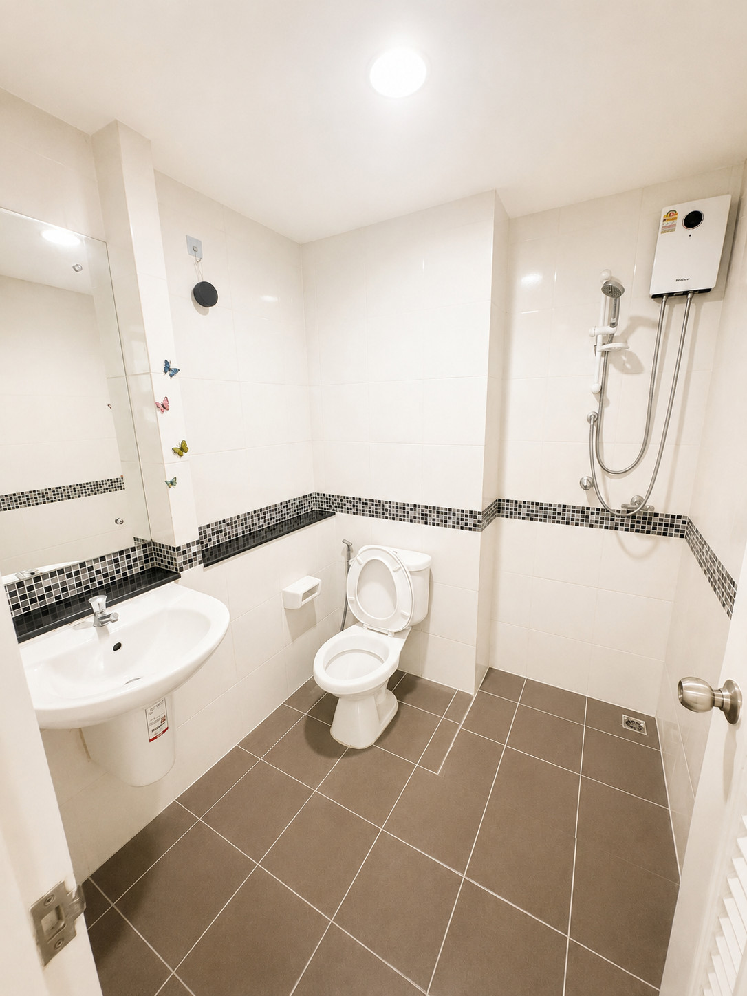 Kensington Bearing - Property photo 4