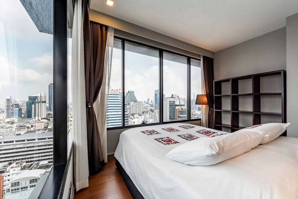 M Silom - Property photo 2