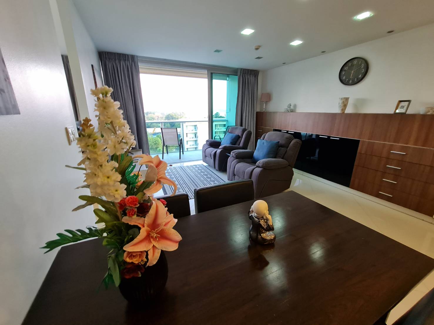 Laguna Heights Condominium - Property photo 4