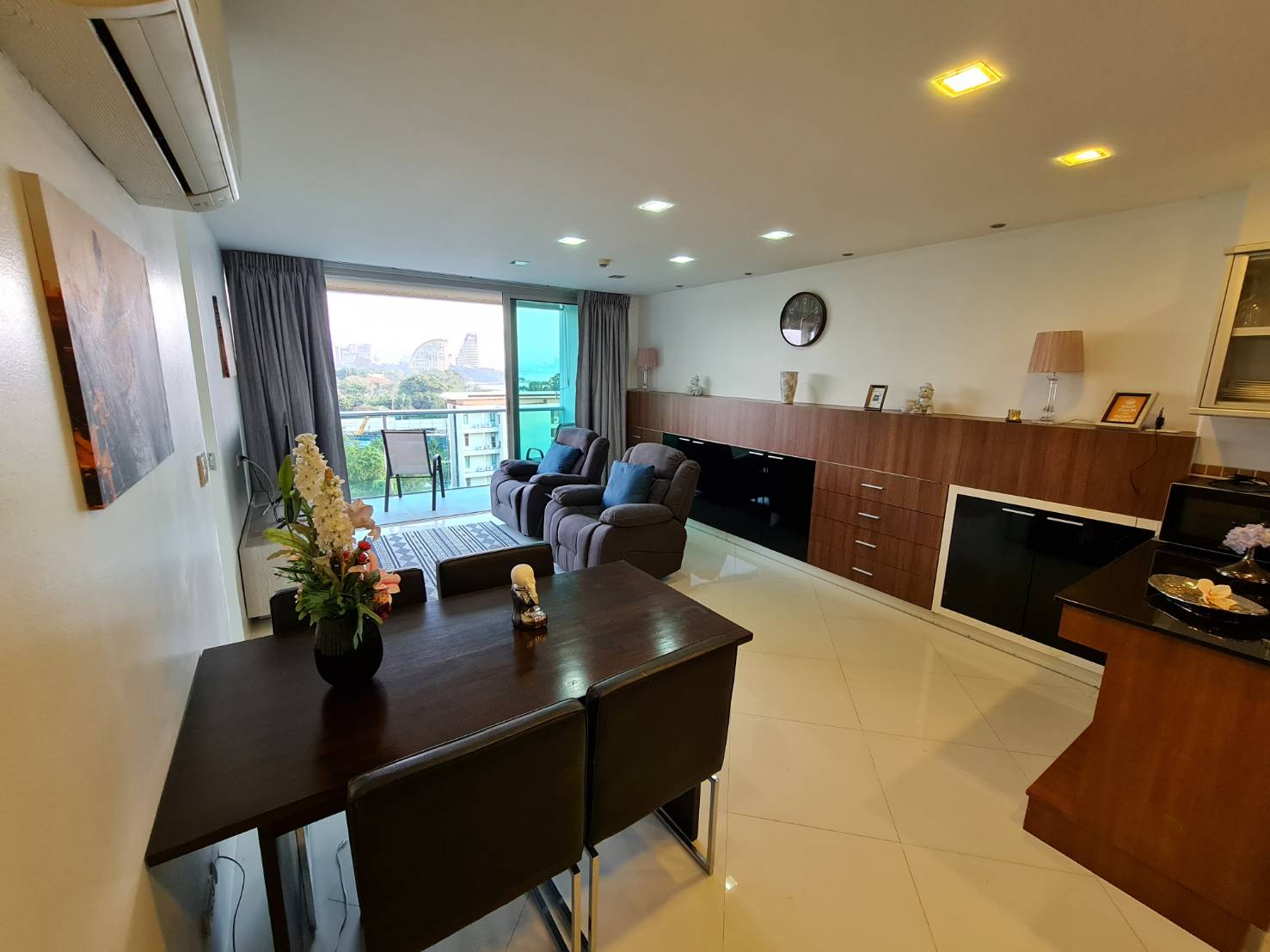 Laguna Heights Condominium - Property photo 3